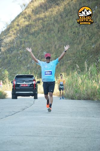 Race photo from Kelud Vertical Challenge 2024