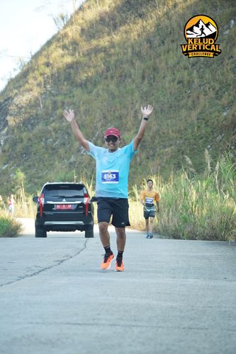 Race photo from Kelud Vertical Challenge 2024