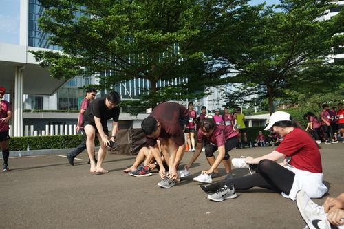 Race photo from Assurance Fun Run 2024