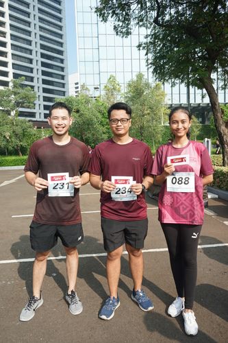 Race photo from Assurance Fun Run 2024