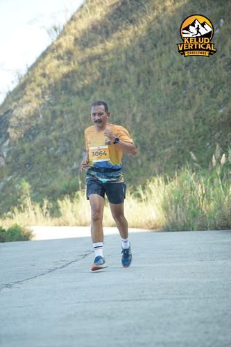 Race photo from Kelud Vertical Challenge 2024