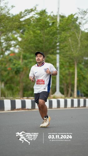 Race photo from Arutmin Borneo Run 2024