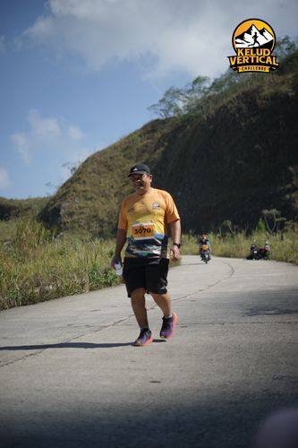 Race photo from Kelud Vertical Challenge 2024