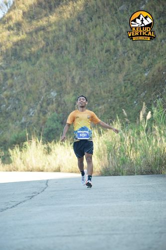 Race photo from Kelud Vertical Challenge 2024