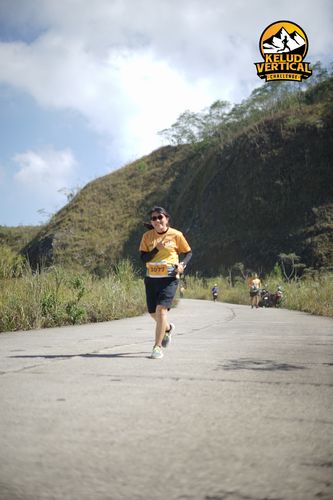 Race photo from Kelud Vertical Challenge 2024