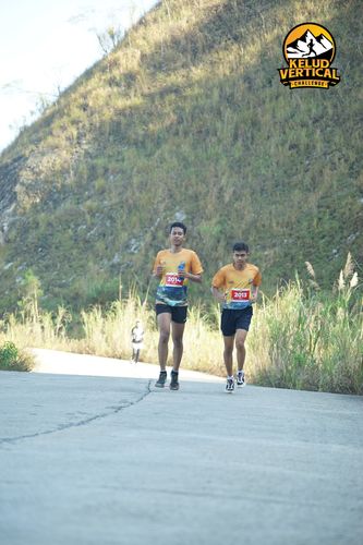 Race photo from Kelud Vertical Challenge 2024