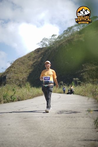 Race photo from Kelud Vertical Challenge 2024