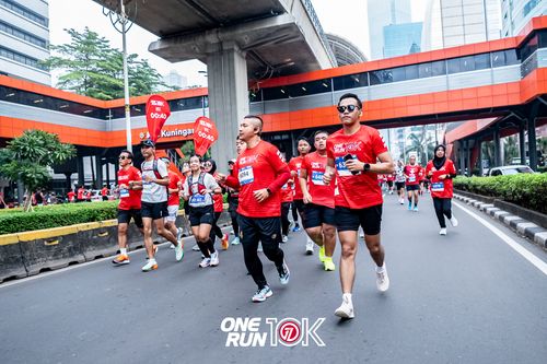 Race photo from ONE RUN 10K 2025