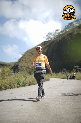 Race photo from Kelud Vertical Challenge 2024