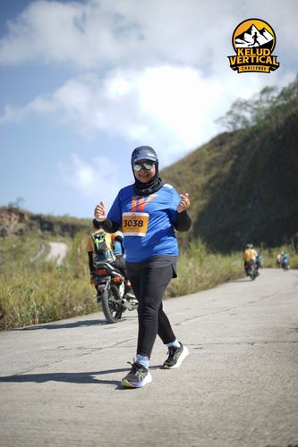 Race photo from Kelud Vertical Challenge 2024