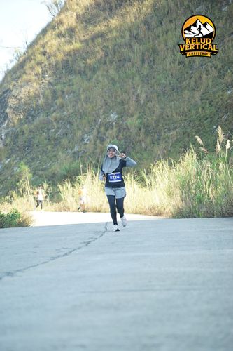 Race photo from Kelud Vertical Challenge 2024