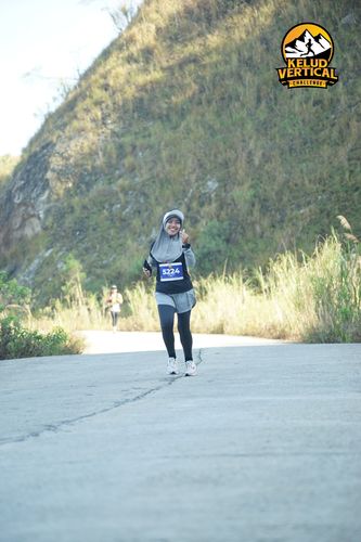 Race photo from Kelud Vertical Challenge 2024