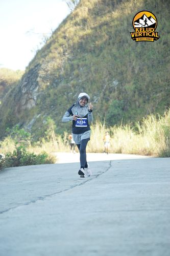 Race photo from Kelud Vertical Challenge 2024