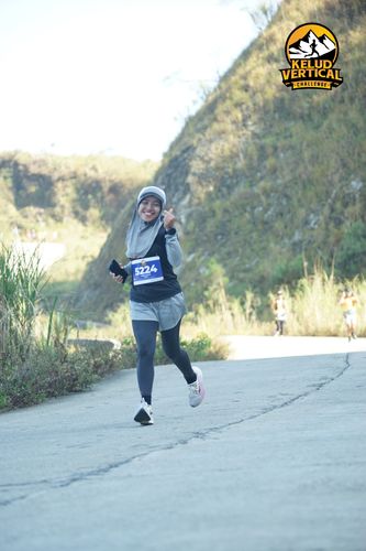 Race photo from Kelud Vertical Challenge 2024