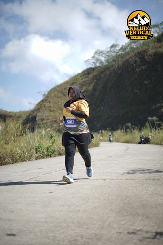 Race photo from Kelud Vertical Challenge 2024