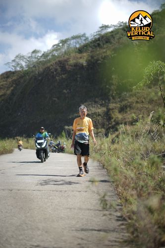Race photo from Kelud Vertical Challenge 2024