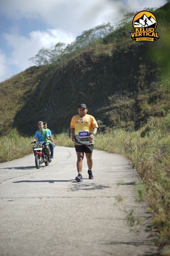 Race photo from Kelud Vertical Challenge 2024