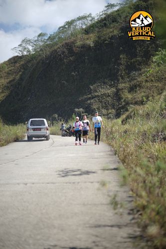 Race photo from Kelud Vertical Challenge 2024