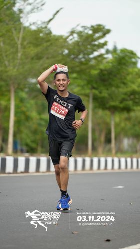 Race photo from Arutmin Borneo Run 2024