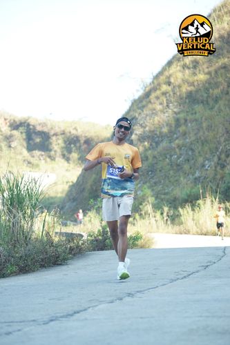 Race photo from Kelud Vertical Challenge 2024