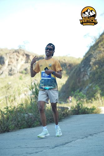Race photo from Kelud Vertical Challenge 2024