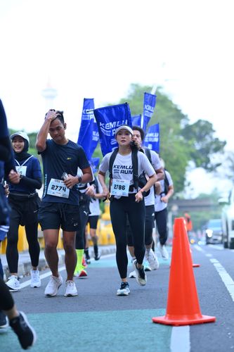 Race photo from KEMLU RUN 2025