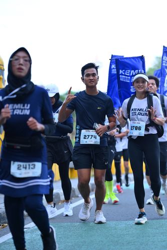 Race photo from KEMLU RUN 2025