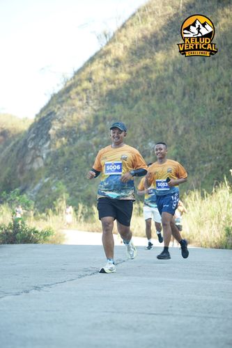 Race photo from Kelud Vertical Challenge 2024