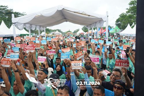 Race photo from Arutmin Borneo Run 2024