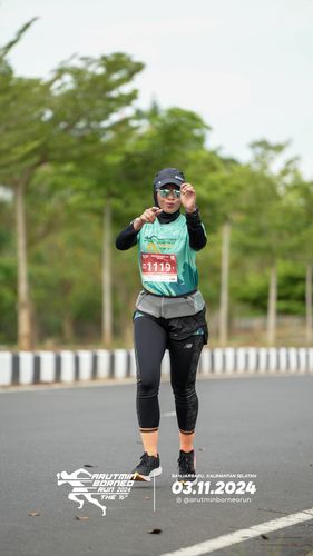 Race photo from Arutmin Borneo Run 2024