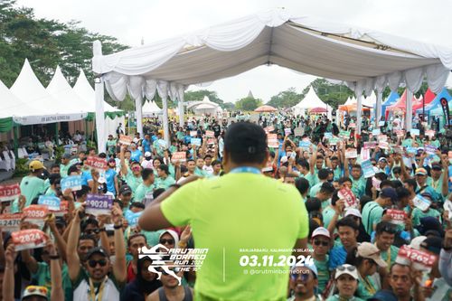 Race photo from Arutmin Borneo Run 2024