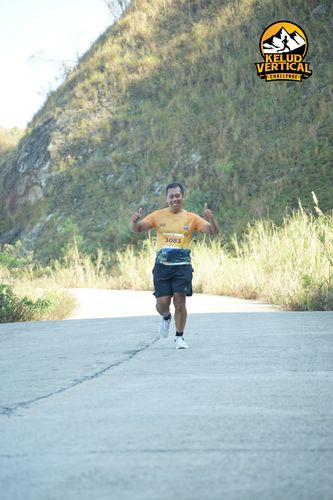 Race photo from Kelud Vertical Challenge 2024