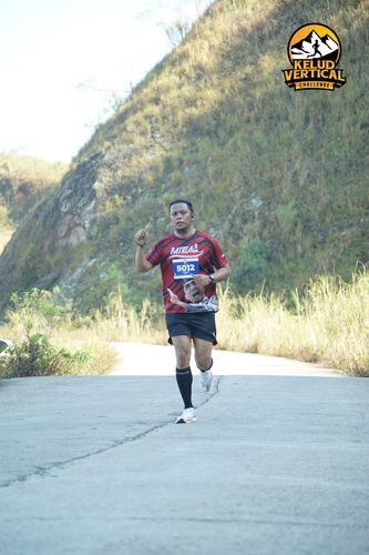 Race photo from Kelud Vertical Challenge 2024