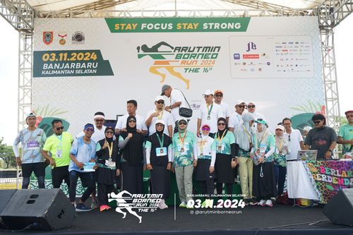 Race photo from Arutmin Borneo Run 2024
