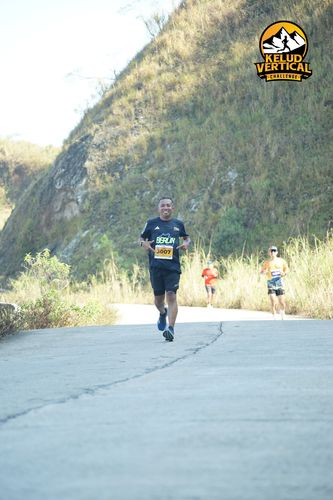 Race photo from Kelud Vertical Challenge 2024