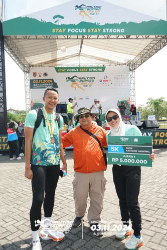 Race photo from Arutmin Borneo Run 2024