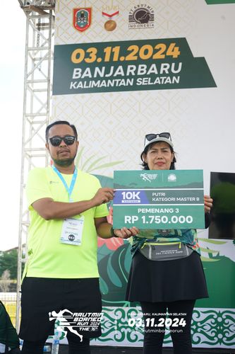 Race photo from Arutmin Borneo Run 2024