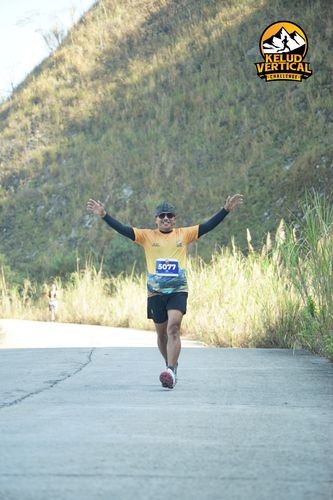 Race photo from Kelud Vertical Challenge 2024