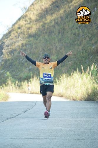 Race photo from Kelud Vertical Challenge 2024