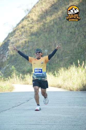 Race photo from Kelud Vertical Challenge 2024