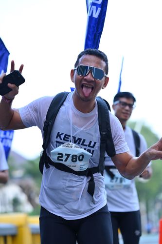 Race photo from KEMLU RUN 2025