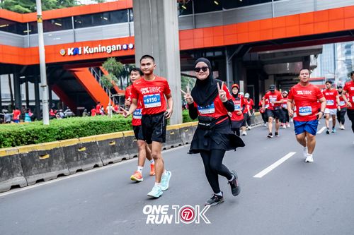 Race photo from ONE RUN 10K 2025