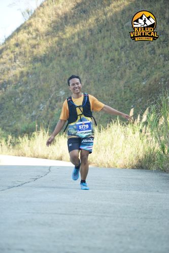 Race photo from Kelud Vertical Challenge 2024