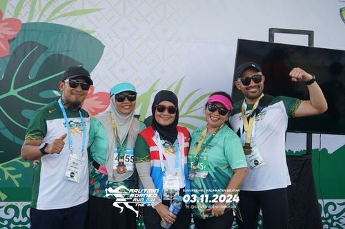 Race photo from Arutmin Borneo Run 2024