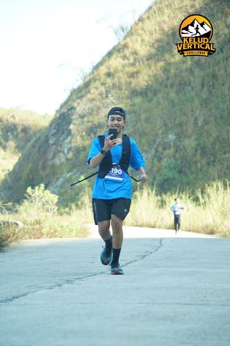 Race photo from Kelud Vertical Challenge 2024
