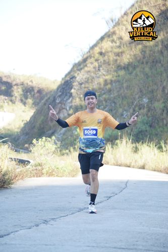 Race photo from Kelud Vertical Challenge 2024