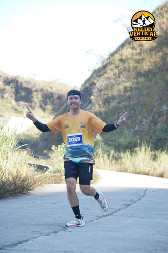 Race photo from Kelud Vertical Challenge 2024