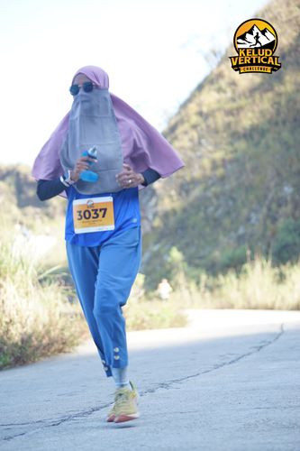 Race photo from Kelud Vertical Challenge 2024