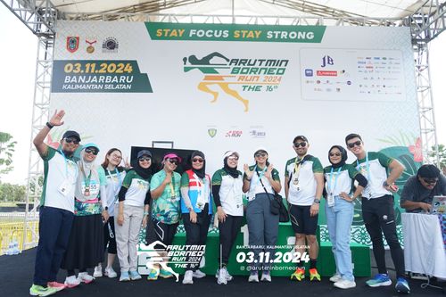 Race photo from Arutmin Borneo Run 2024