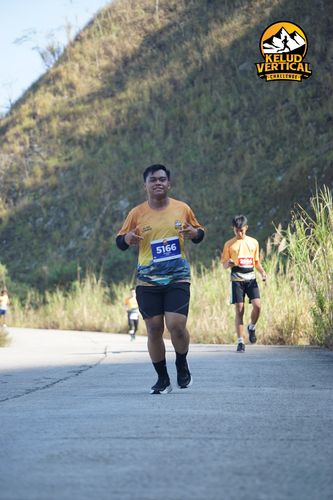 Race photo from Kelud Vertical Challenge 2024